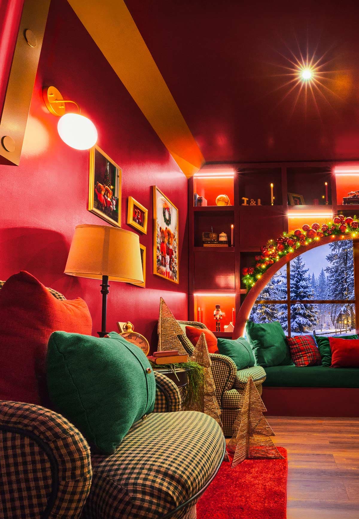 Christmas room panoramic window display