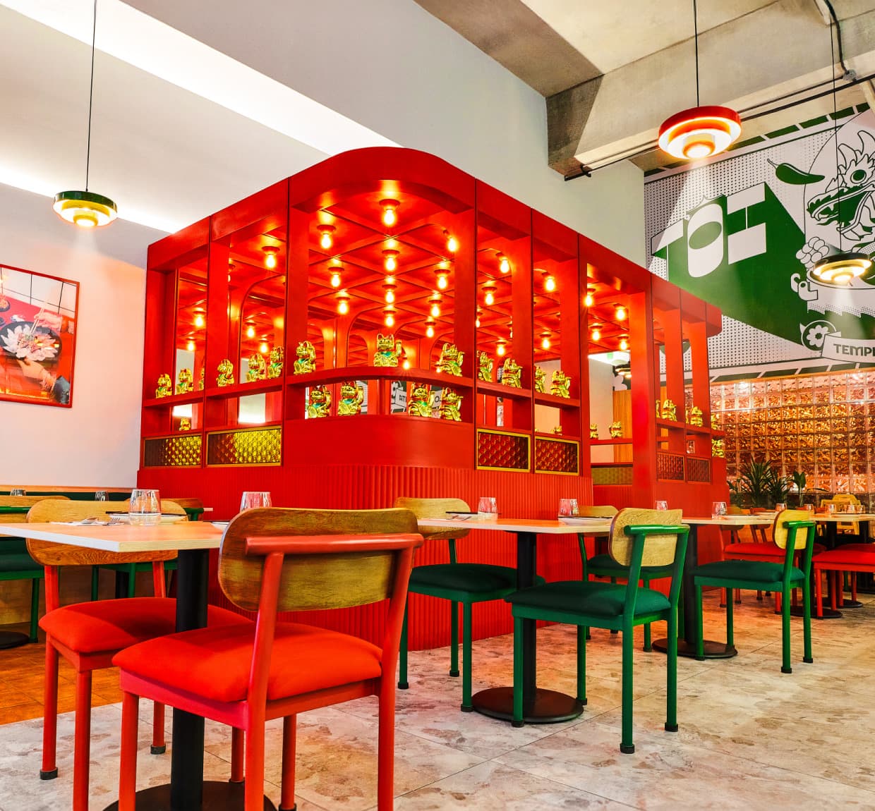 Toi Doi restaurant interior